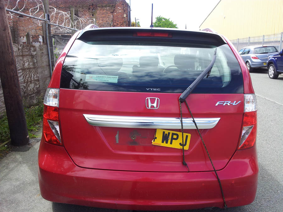 Honda FRV I-VTEC SE tailgate-handle